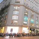 【欧浪网】多名华人女孩公共场所被盯梢 日常出行提高警惕