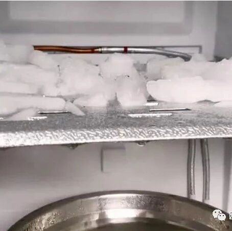【欧浪荐读】不管冰箱里的冰霜多厚，用这招，冰霜自动脱落