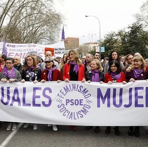 【欧浪网】马德里女权组织申请三八节大游行 政府驻马德里代表断然拒绝