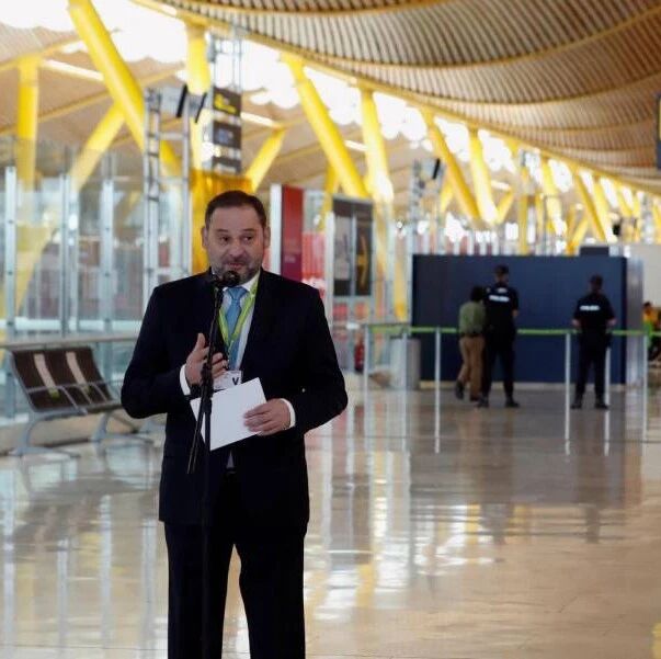 【欧浪网】西班牙明天迎接100航班游客  马德里警告机场是最高风险点