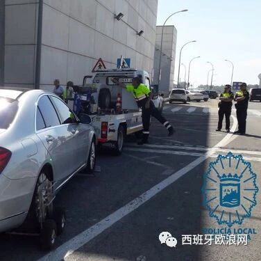 【欧浪网】华人“黑车”惹怒当地司机 警方将介入调查