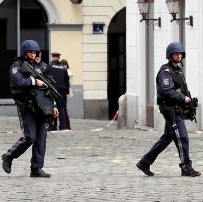 【欧浪网】奥地利维也纳恐袭：枪手身份确定 华人一死一伤