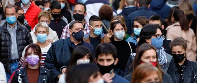 【欧浪网】西班牙日增4400例  卫生部不再干预自治区措施  半数西班牙人认为管控不够