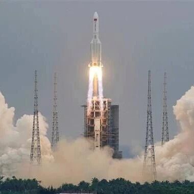 【欧浪网】长征五号火箭残骸坠入印度洋！中国专家：与预测的分秒不差，都说不用担心了​！