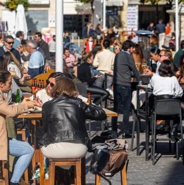 【欧浪网】西班牙日增回升到1.34万  好转形势开始停步