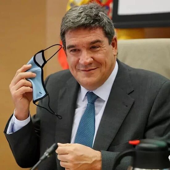 【欧浪网】西班牙打算调整个体户社保交纳规则  个体户协会表示反对