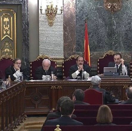【欧浪网】加泰建国未遂计划：半数金融试图依赖中国