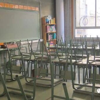 【欧浪网】 十五名少年虐待同学还录像 警方出手全部关押