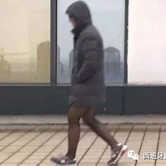 【欧浪实用】丝袜、打底裤、秋裤哪个更保暖？我们找个男生试了下
