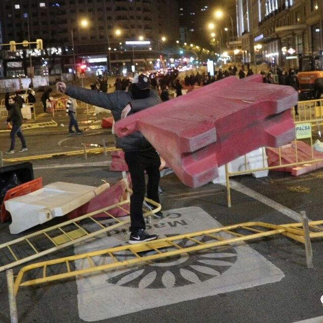 【欧浪网】​保持警惕！打砸抢骚乱蔓延到多个城市  西班牙和欧洲都不太平