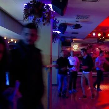 【欧浪网】西班牙南部一迪厅引发新爆发  400多顾客须接受检测