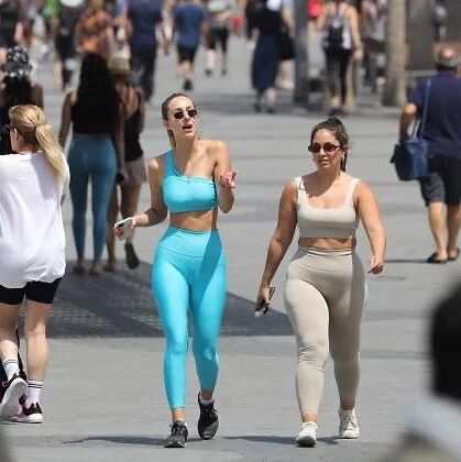 【欧浪网】全球关注首个完成群体免疫的国家   以色列“摘下口罩”恢复正常