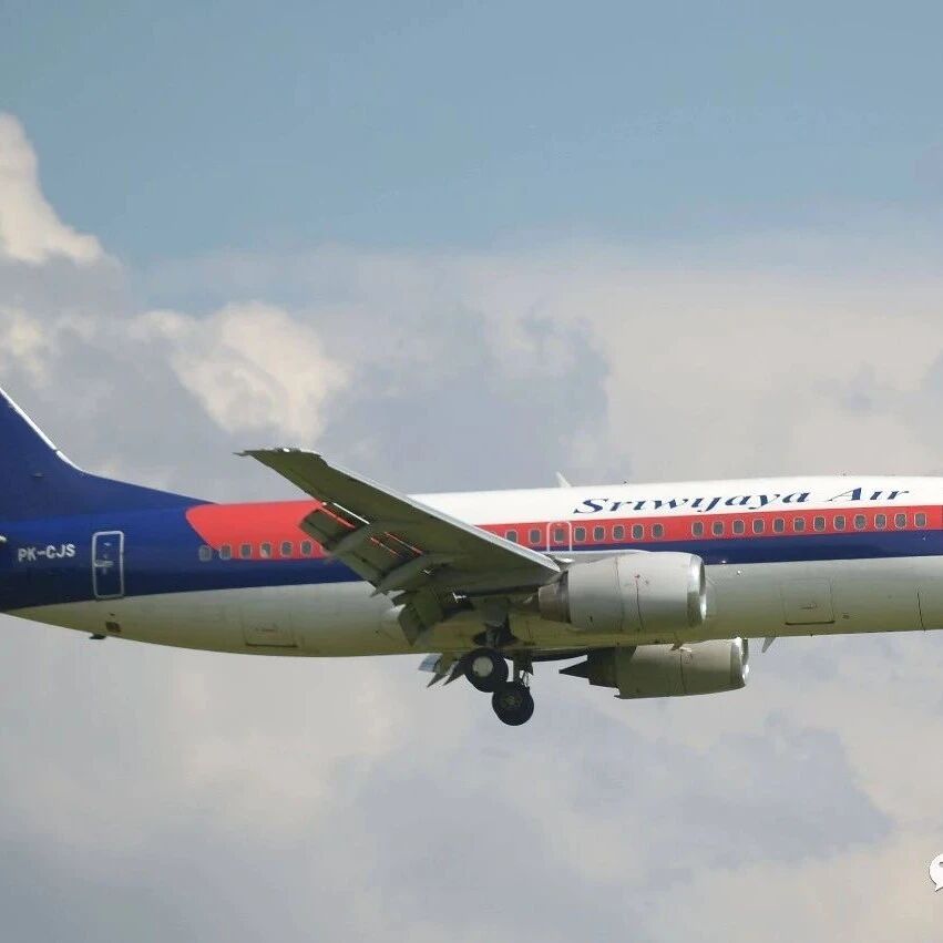 【欧浪网】最新！印尼失联客机已经坠毁，有目击者称飞机起飞后爆炸，航班上无中国籍乘客