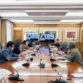 【欧浪网】评估西班牙疫情工作：17万医生和科学家严正指责政客不懂应对疫情