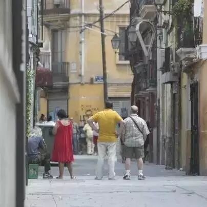 【欧浪网】西媒：瓦伦西亚唐人街成为了妓女和毒品的天堂