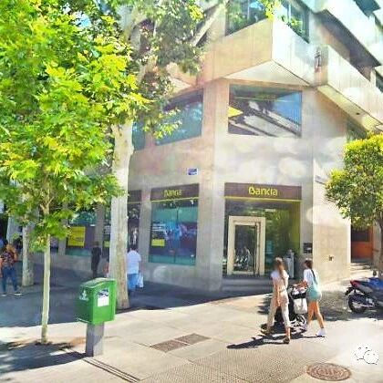 【欧浪网】奢侈品牌豪掷近亿买黄金地段  专家如此评论