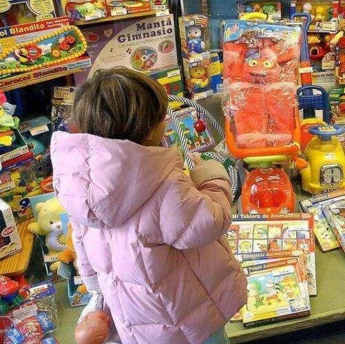 【欧浪网】节日期间消费气氛正浓 30项问题产品为中国商品添堵