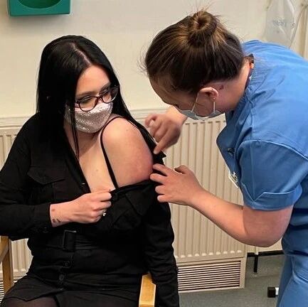 【欧浪网】欧洲确定阿斯利康疫苗会引发血栓  西班牙会怎么做？