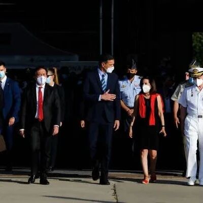 【欧浪】​西班牙首相再次前往拉帕尔马岛会见火山应急计划当局