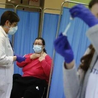 【欧浪网】火锅店出事陈赫道歉 明星餐饮成也流量败也流量？