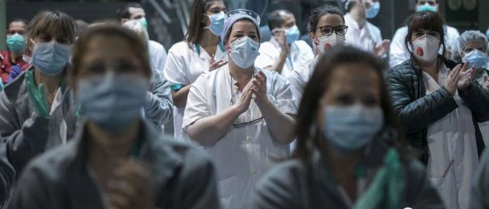 【欧浪网】西班牙确诊6.4万  近万医护被感染  一些数据呈现稳定