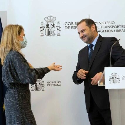 【欧浪网】西班牙首相桑切斯今日失去一个重要的政治助手  桑切斯有责任