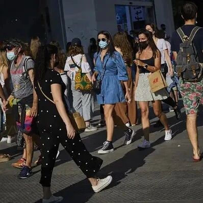 【欧浪网】西班牙日增4千例  安达鲁西亚保持最严重  多个自治区要求制定摘口罩标准