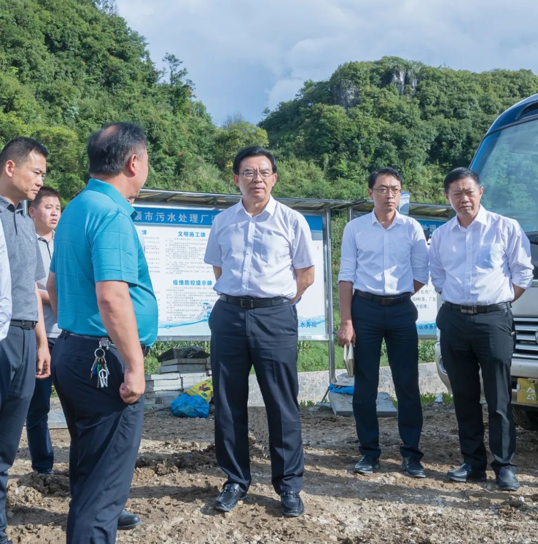 市委书记陈少荣深入平坝区,西秀区调研生态环境问题整改工作