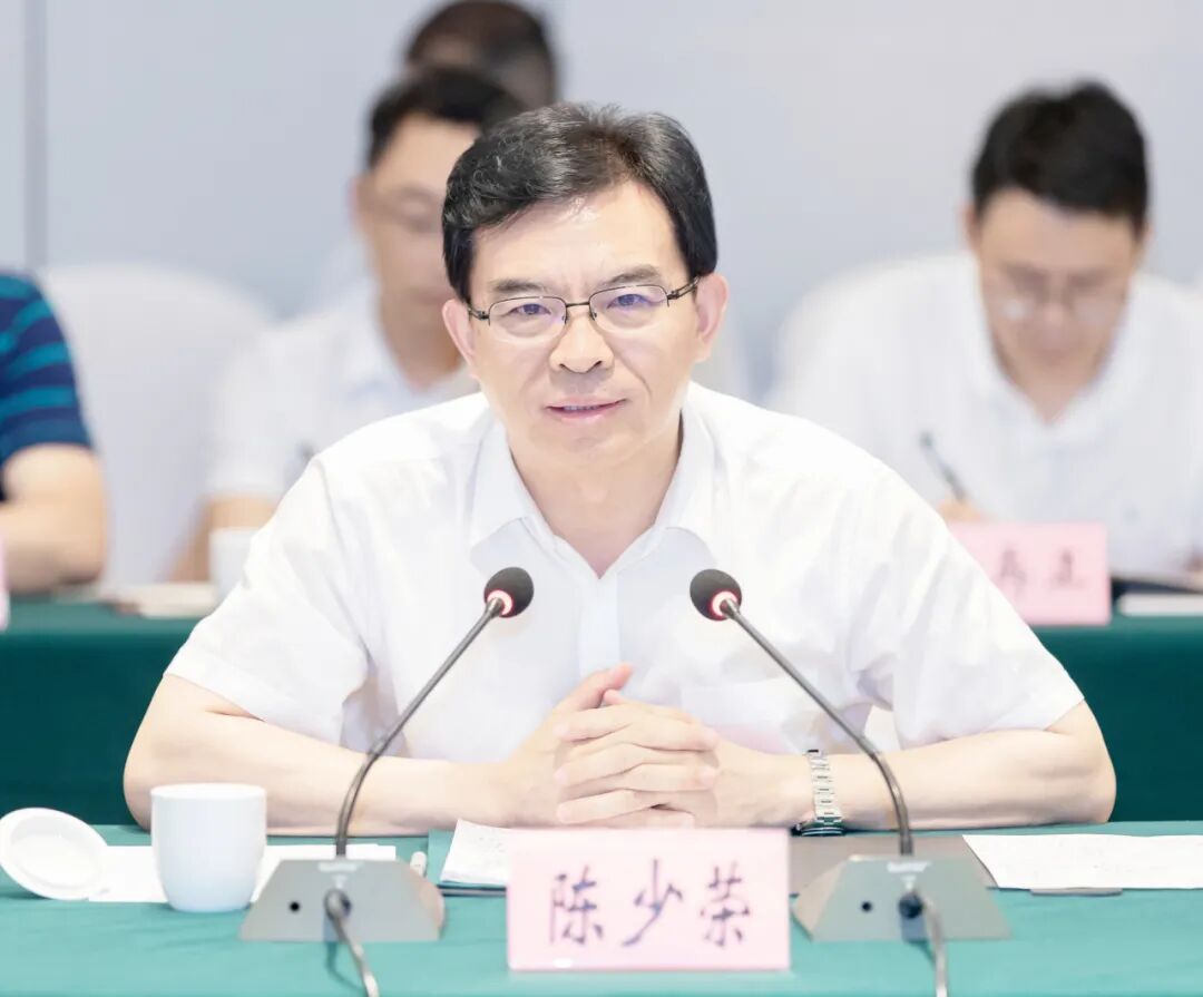 您当前的位置:>贵阳网>百度新闻>安顺> 陈少荣出席座谈会并讲话6月24
