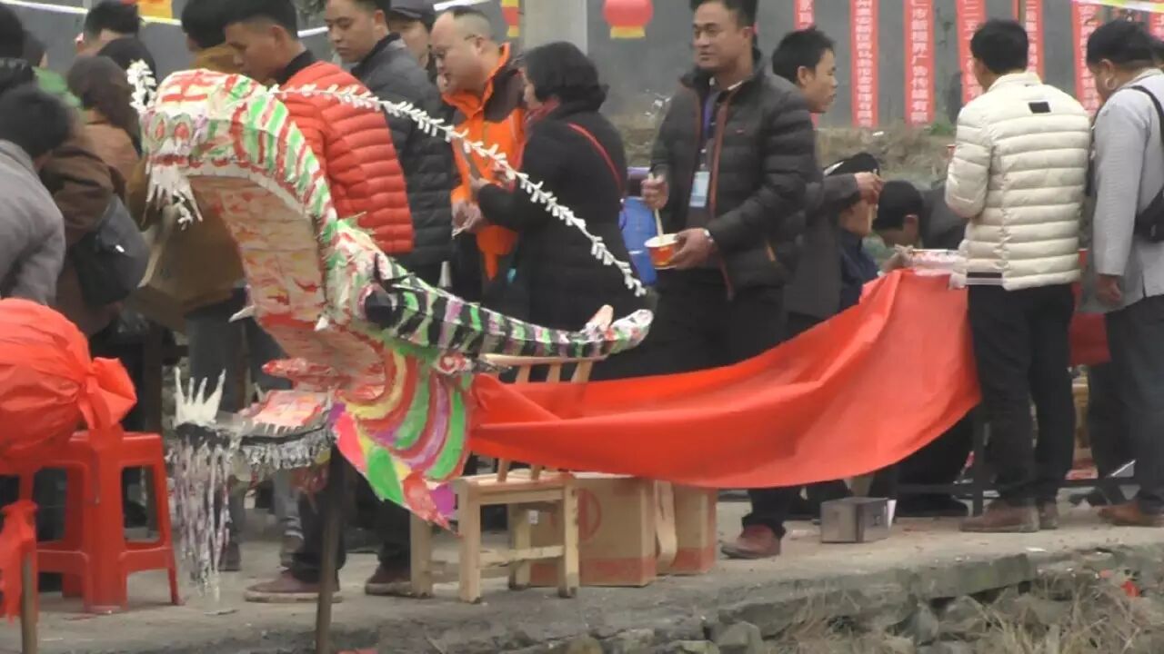 中国年•喝习酒:苗寨春节联欢,龙桌宴+美酒