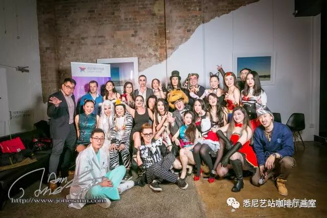 %name 6月24日 『Art exhibition & Fashion Show 慈善晚宴』 让我们共赴一场艺术的狂欢