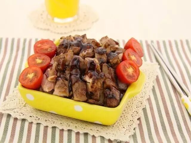 一胎和二胎区别大:老大照书养,老二照猪养!太准了!