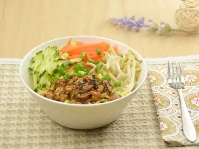 一胎和二胎区别大:老大照书养,老二照猪养!太准了!