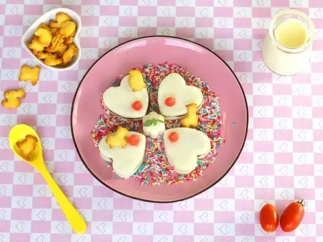 一胎和二胎区别大:老大照书养,老二照猪养!太准了!