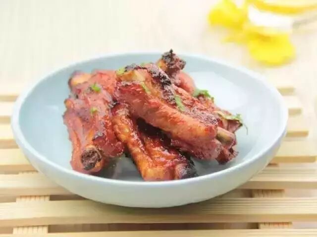 一胎和二胎区别大:老大照书养,老二照猪养!太准了!