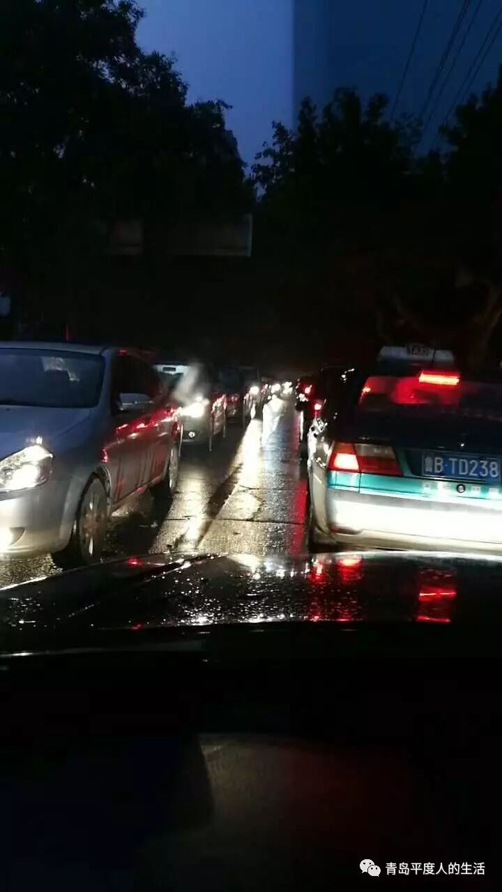 朋友心情短语_大暴雨朋友圈心情_朋友离别说说心情短语