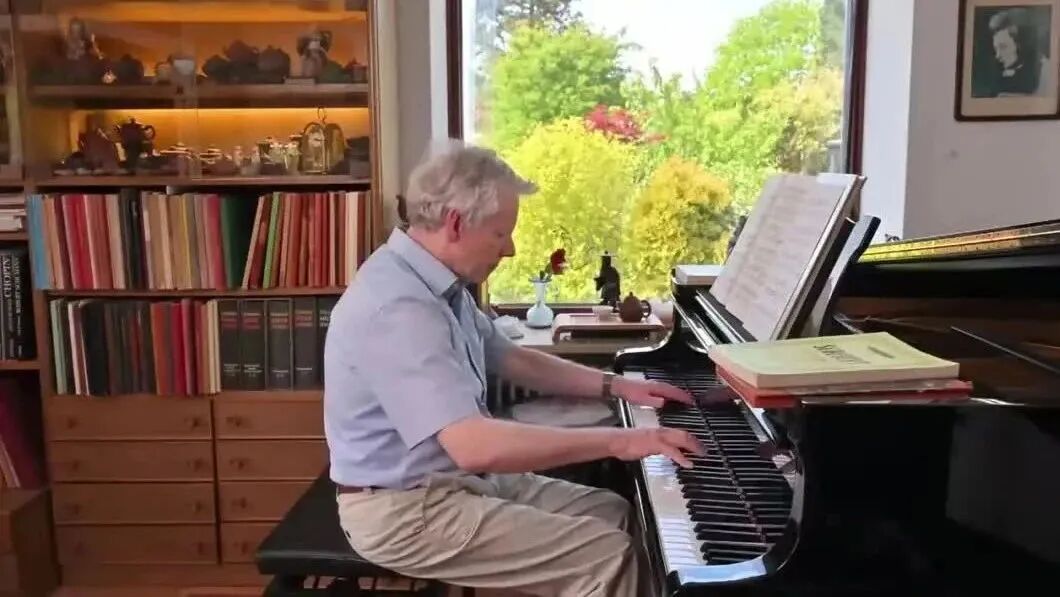 安迪老师｜潘安邀请西施跳出人生第一支舞，可别踩到我的脚唷!