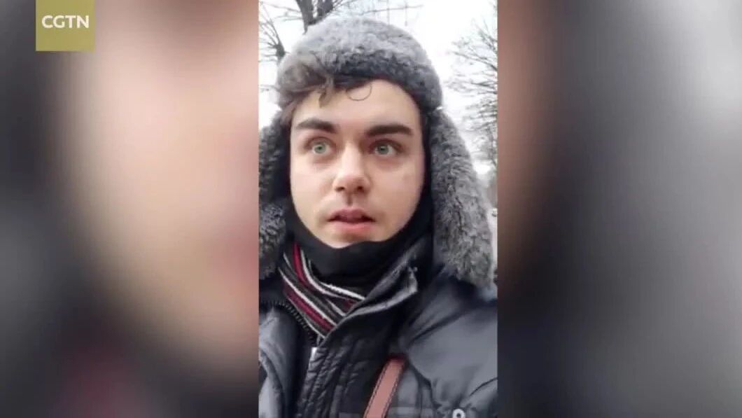 乌克兰学生震惊并担心俄罗斯的袭击⭐独家 | CGTN拍客聚焦俄乌局势-1