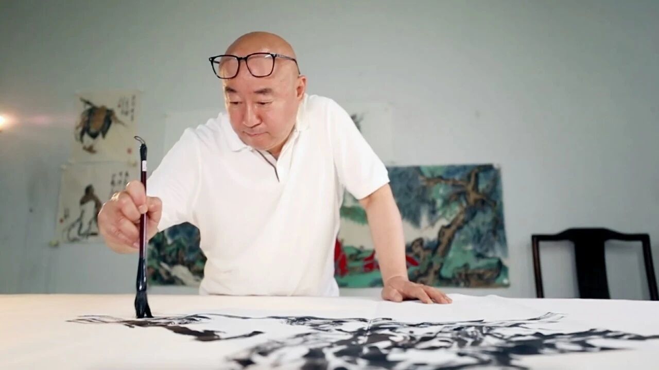 为山河写照 为时代画像——走近画家范扬，用中国画描绘历史大事件-1