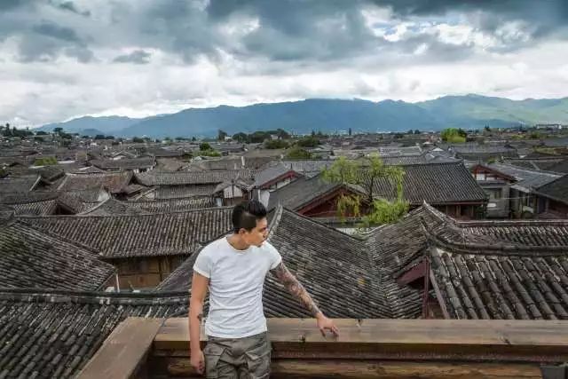 真实实战!视频记录!史上最快街头搭讪带去酒店
