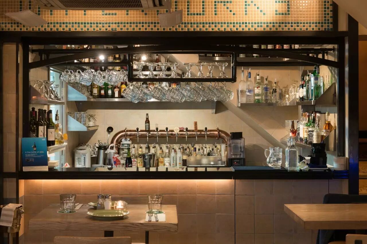 新作丨陳德堅(jiān)：香港醉鴨餐廳 復(fù)古與時(shí)尚在這里并存