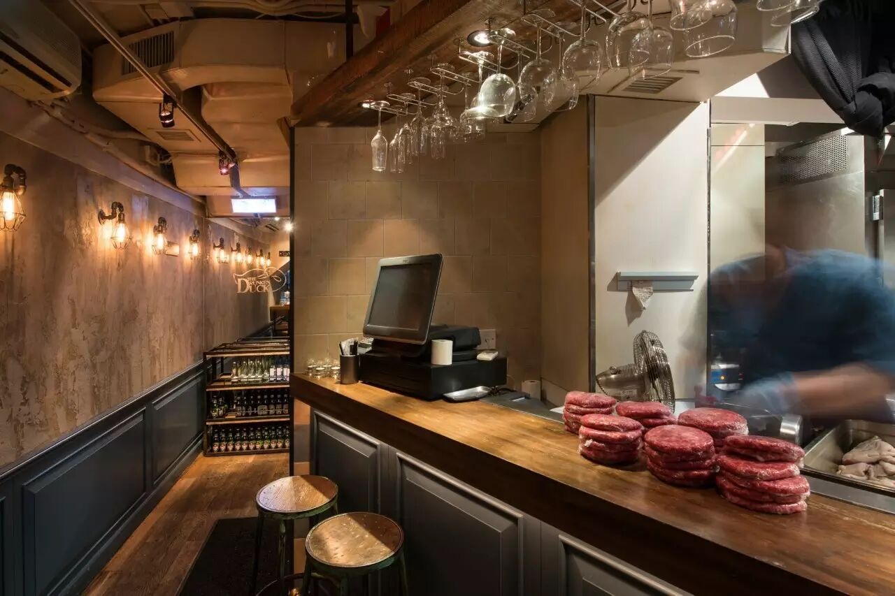 新作 陳德堅(jiān)：當(dāng)俏皮可愛小醉鴨遇上粗獷工業(yè)風(fēng)