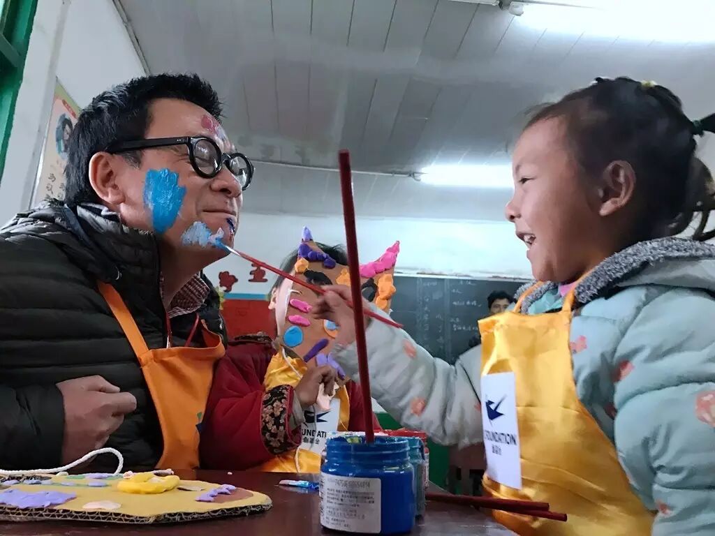 湘西奇遇 | 创基金梁志天 变行走的“傩面具”