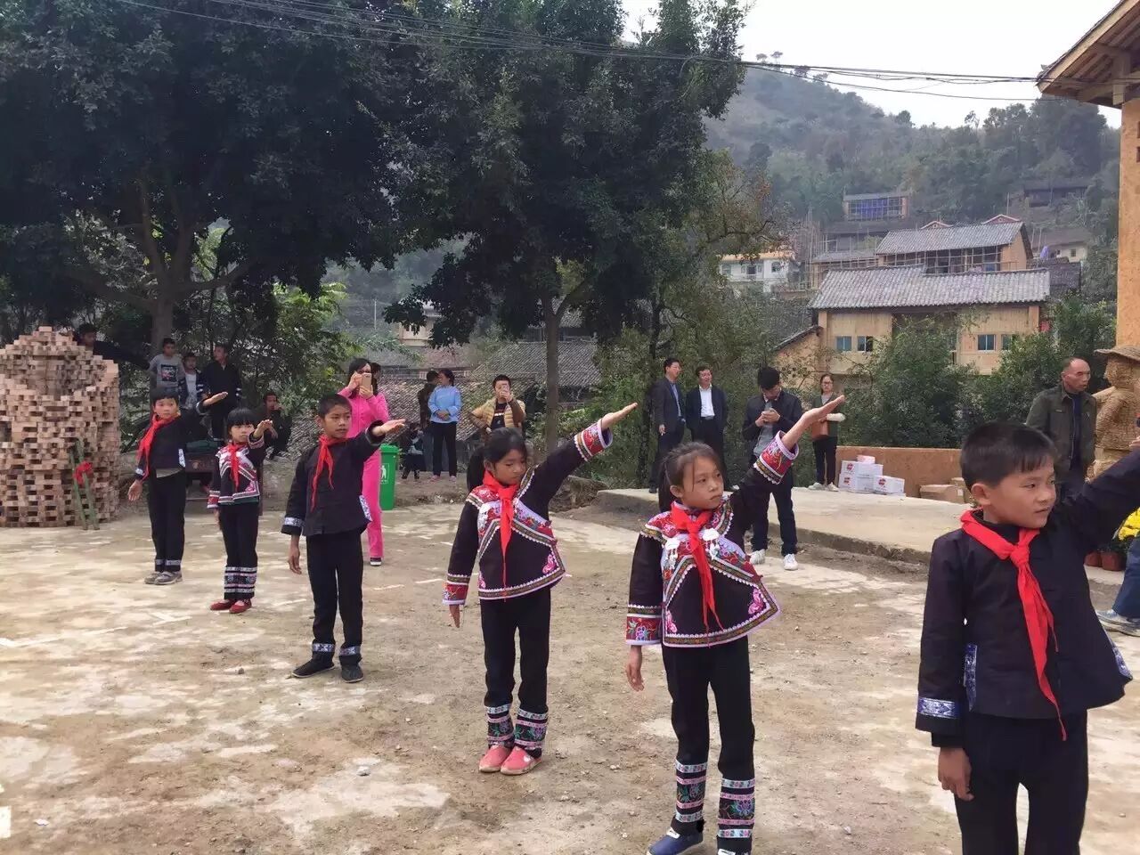 《夢想改造家》第三季收官之作 守護(hù)“最后的布依家園”