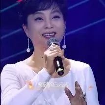 李玲玉演唱《粉红色的回忆》歌声还是那么甜!