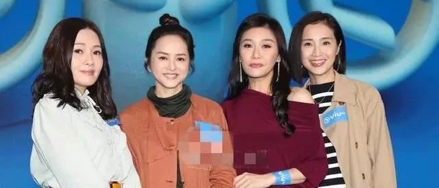 53岁李丽珍近照,脸上虽褶子多,但身材保养却像30岁女人!