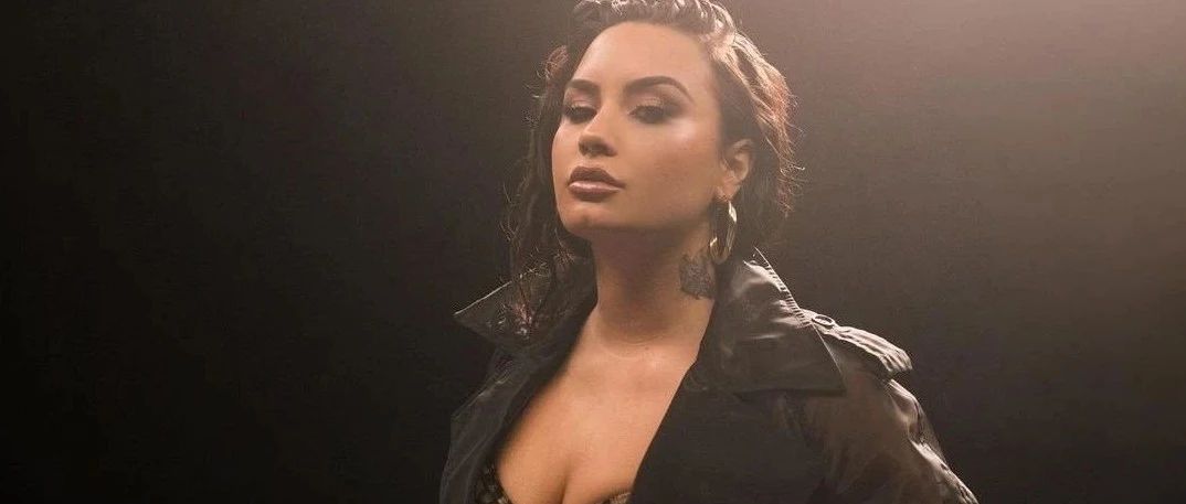 【Demi Lovato】最新写真