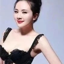 周润发干女儿、周星驰刘德华干女儿、都输给了成龙的干女儿