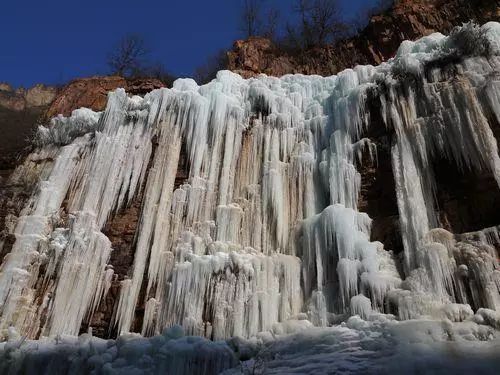 瀑布凍結，冰掛高懸，河南這些地方藏著壯麗的冬日奇景 旅行 第15張