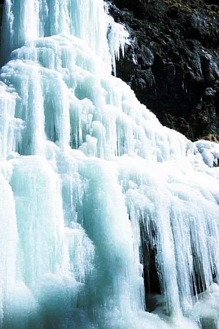 瀑布凍結，冰掛高懸，河南這些地方藏著壯麗的冬日奇景 旅行 第26張